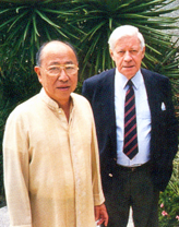 1994 AY with German Chancellor Schmidt - cropped