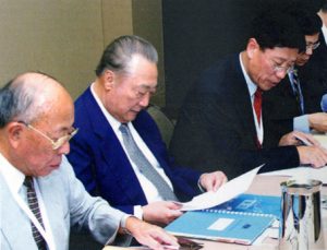 2006 AY attends ABA 22nd Gen Meeting (3)